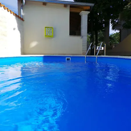 بيت للعطل Holiday In Istrien 8599 فودنيان