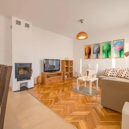 بيت للعطل Holiday In Istrien 8599 فودنيان